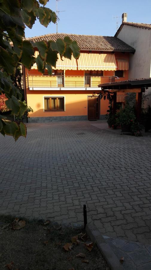 Vila Casa Sammo Piobesi d'Alba Exteriér fotografie